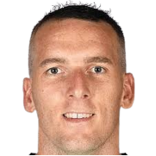 https://img.zzjc3d.com/img/football/player/e02d7d03db9d73e42d8d57d649ceaa49.png